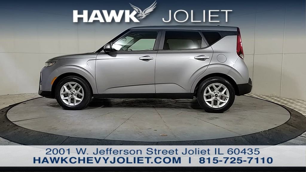 Used 2022 Kia Soul LX w/ Technology Package image 5
