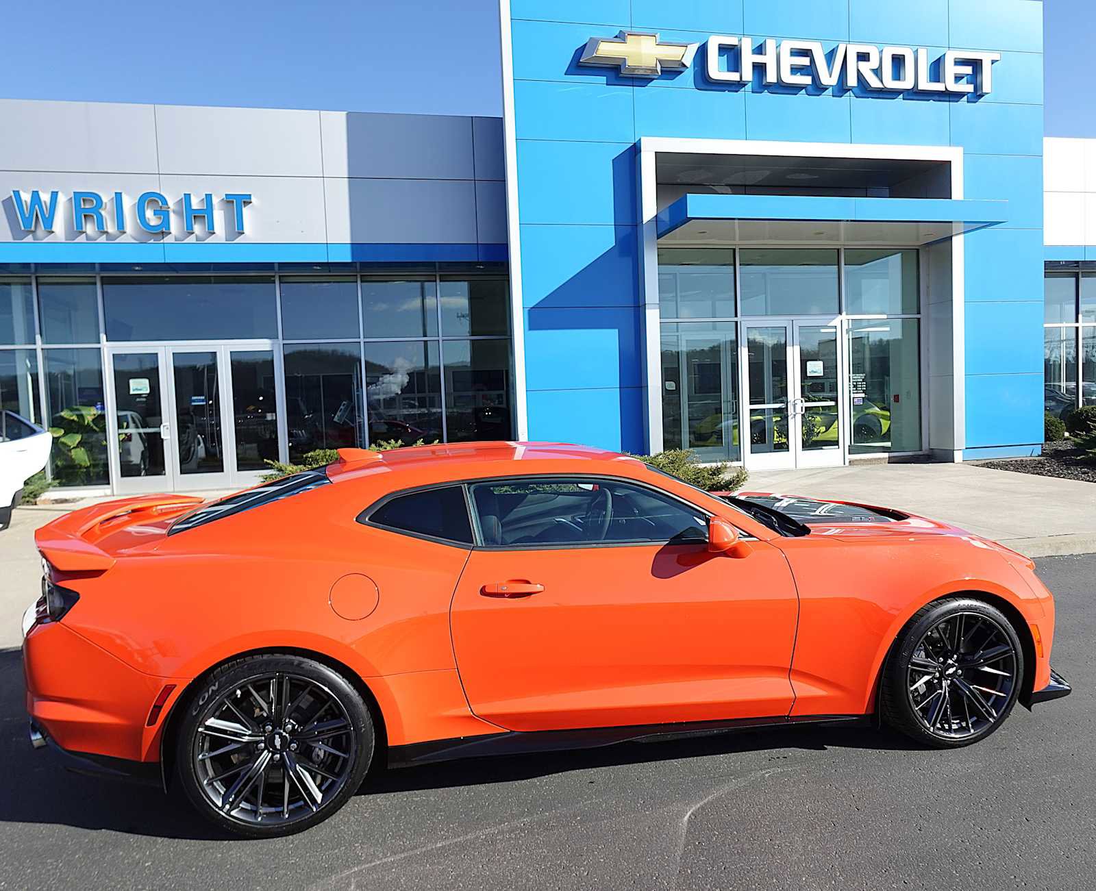Used 2019 Chevrolet Camaro ZL1 image 2