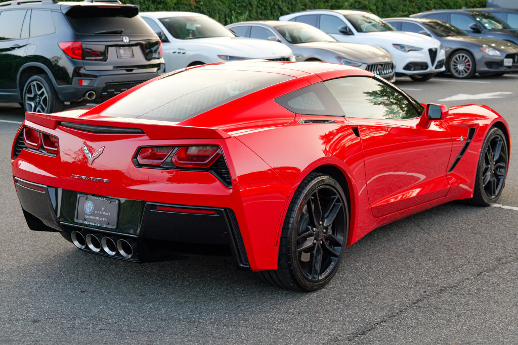 Used 2016 Chevrolet Corvette Stingray Coupe RWD image 7