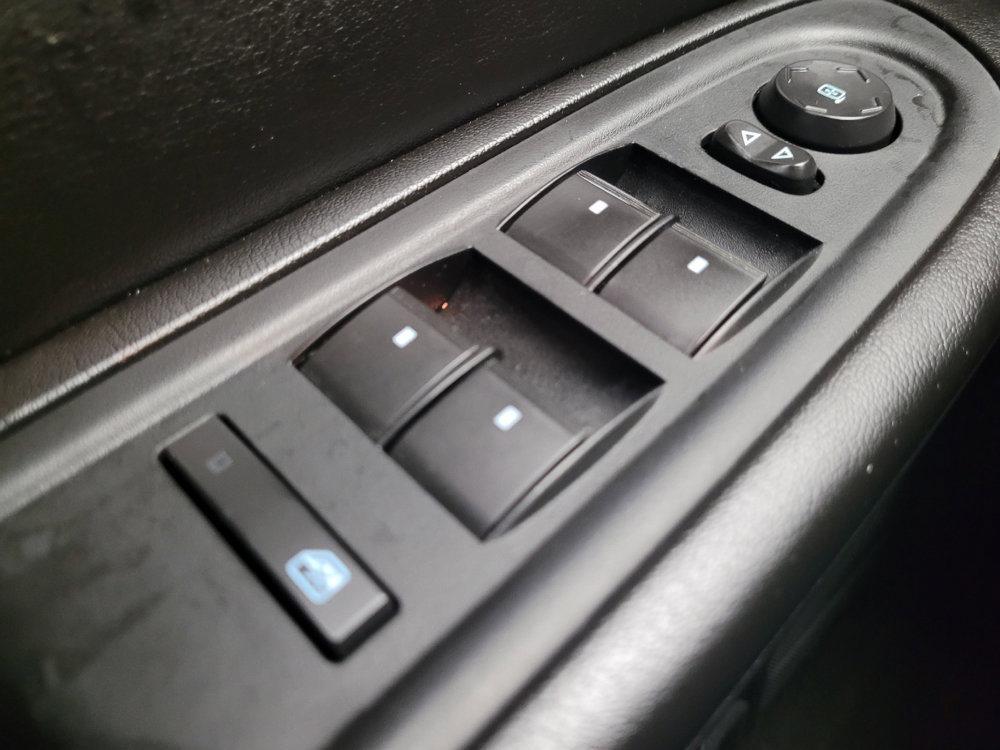 Used 2017 Chevrolet Traverse LT w/ Style and Technology Package image 27