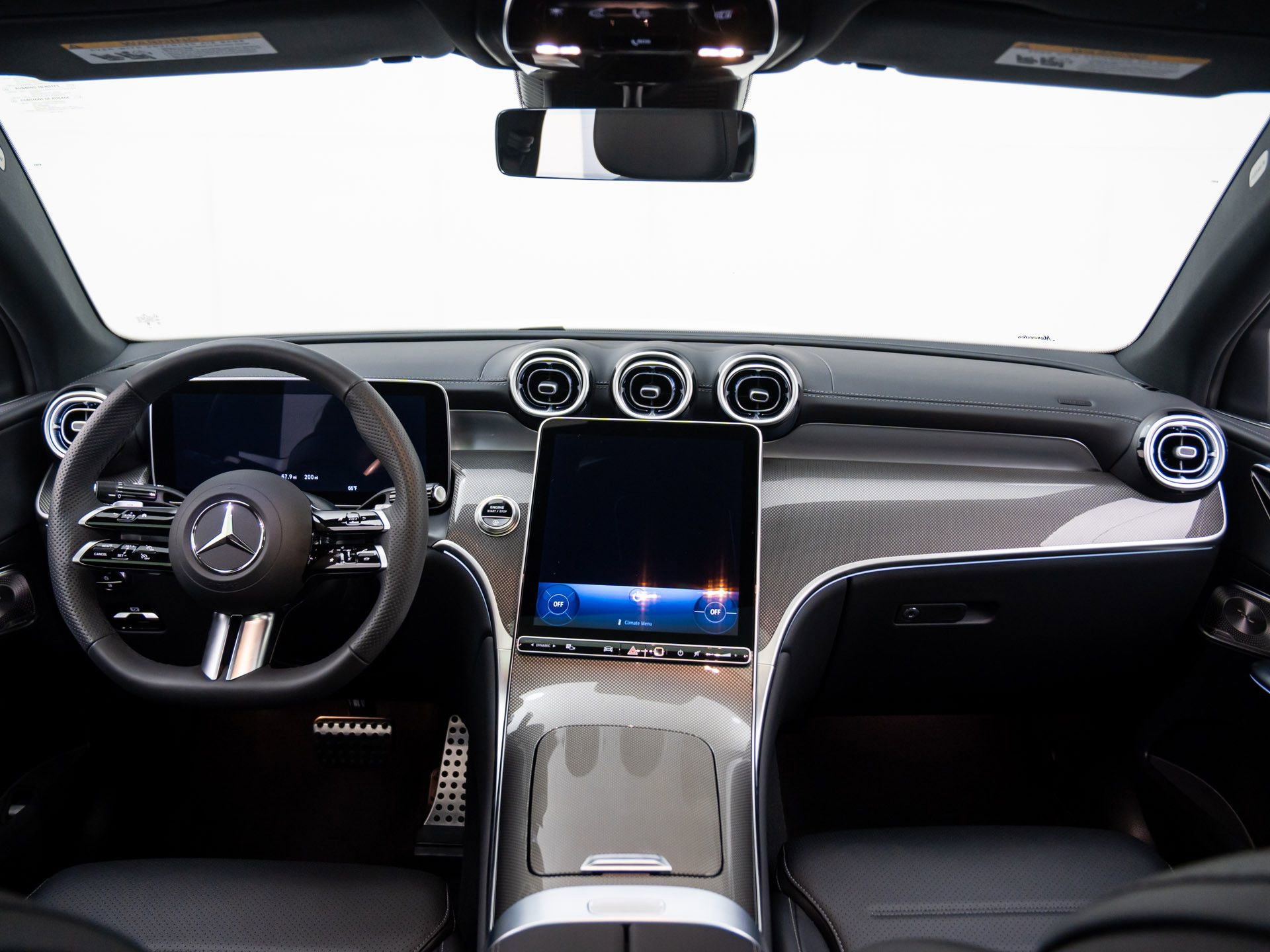 New 2025 Mercedes-Benz GLC 300 4MATIC image 10