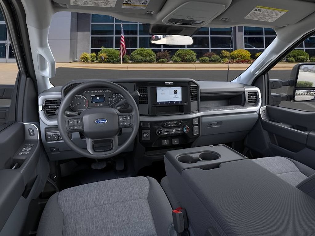 New 2026 Ford F350 XL w/ 360-Degree Camera Package RWD image 9