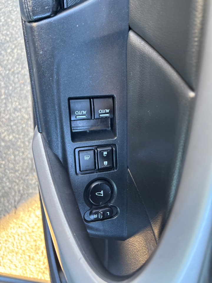 Used 2010 Honda Accord EX-L image 14