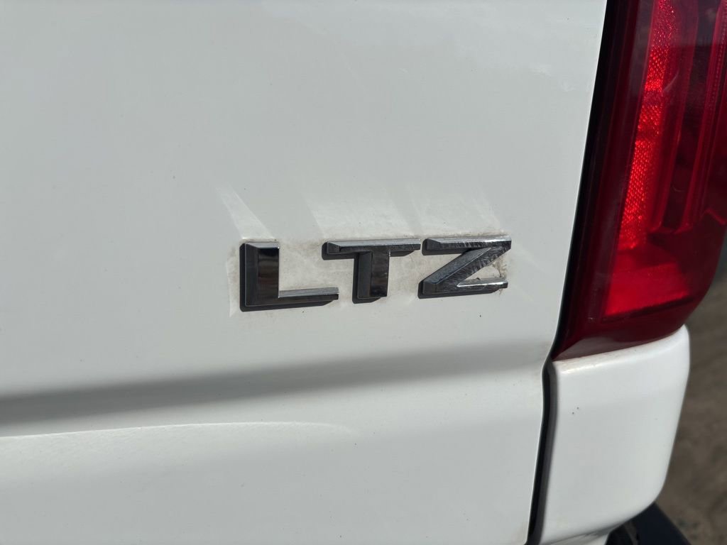 Used 2020 Chevrolet Silverado 2500 LTZ image 11