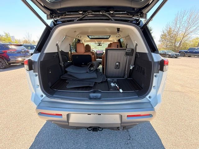 New 2026 Nissan Pathfinder Platinum AWD/4WD image 18