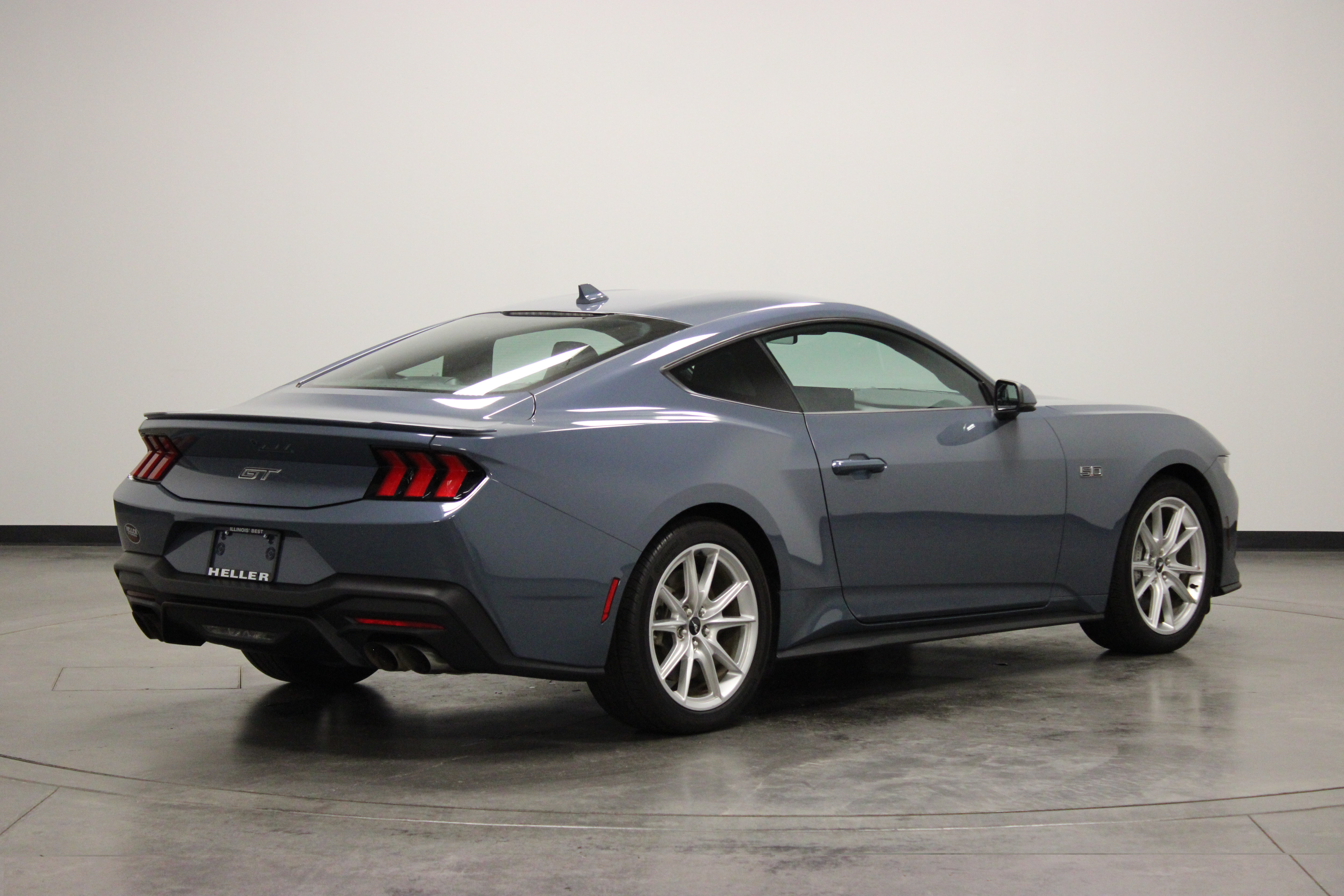 Used 2024 Ford Mustang GT Premium RWD image 8
