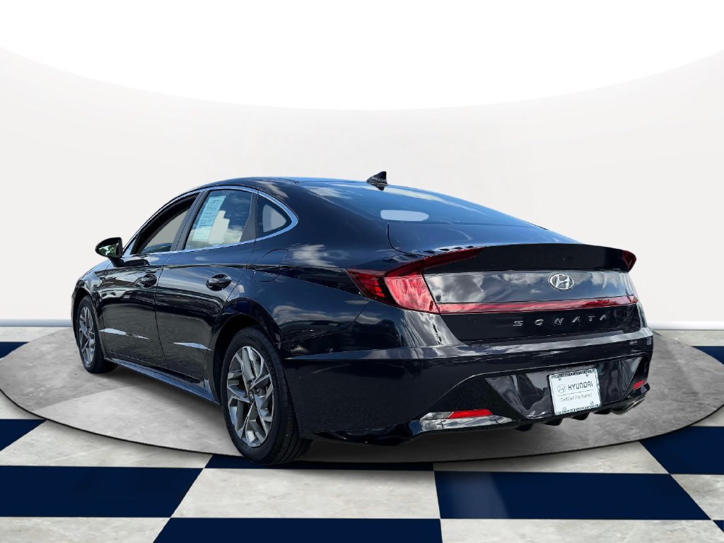 Certified 2023 Hyundai Sonata SEL w/ Cargo Package FWD image 4