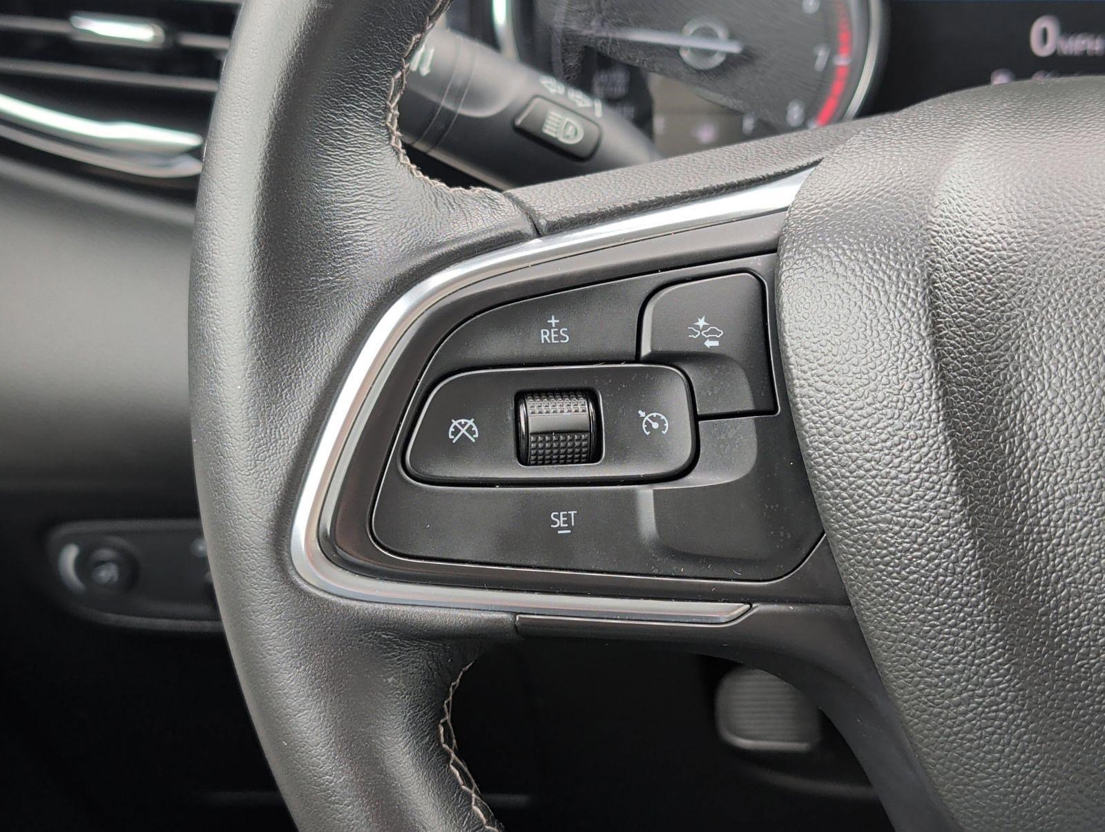 Used 2022 Buick Encore GX Select w/ Sport Touring Package image 13