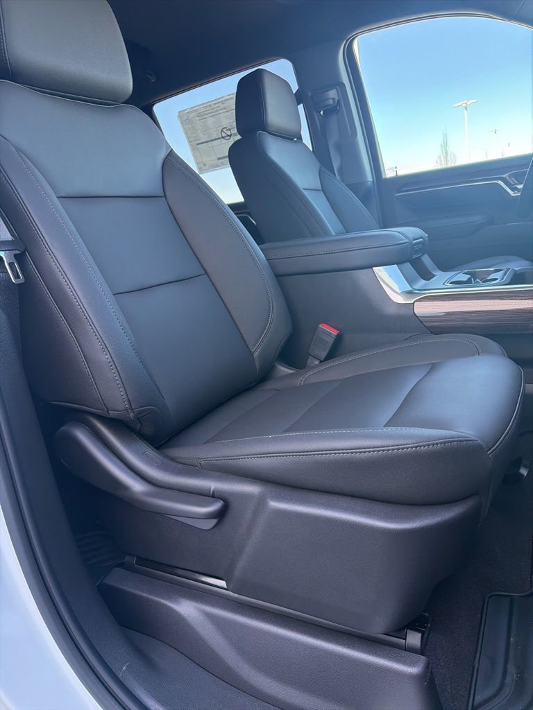 New 2026 Chevrolet Silverado 3500 LT w/ Safety Package image 9