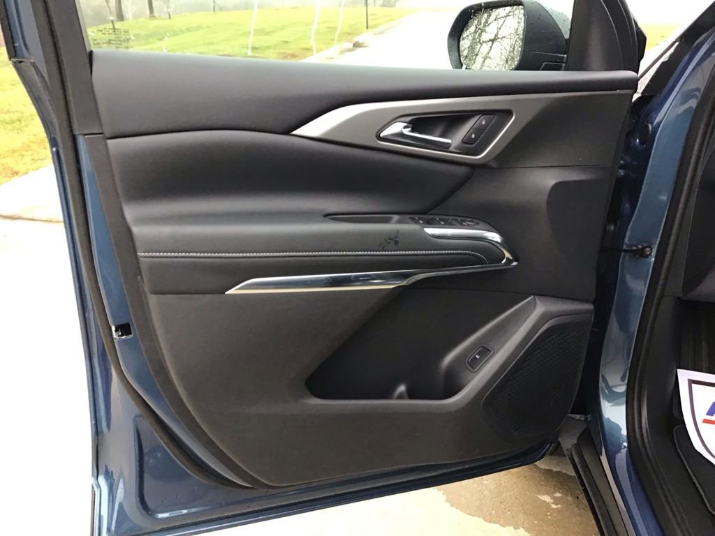 New 2026 Chevrolet Traverse LT image 29