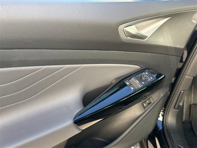 Certified 2023 Volkswagen ID.4 Pro S image 7