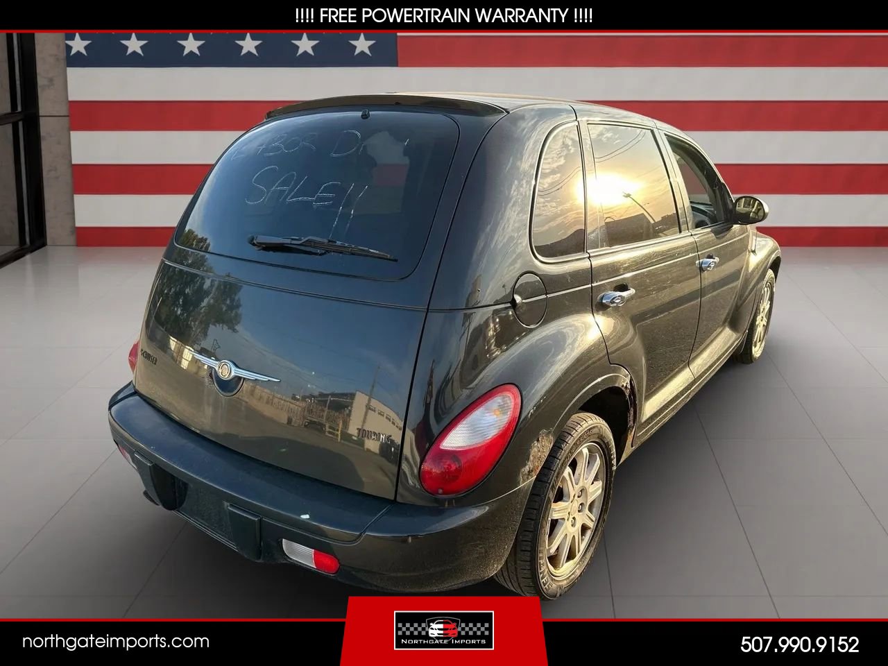 Used 2009 Chrysler PT Cruiser Touring FWD image 3