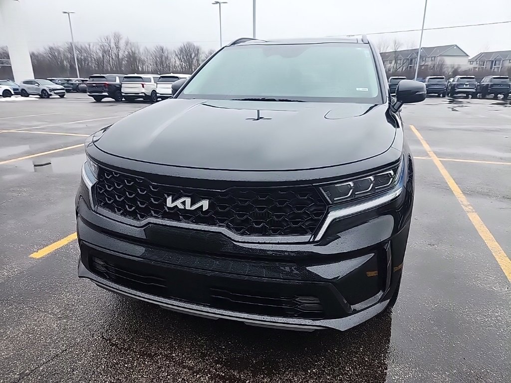 Used 2023 Kia Sorento SX image 3