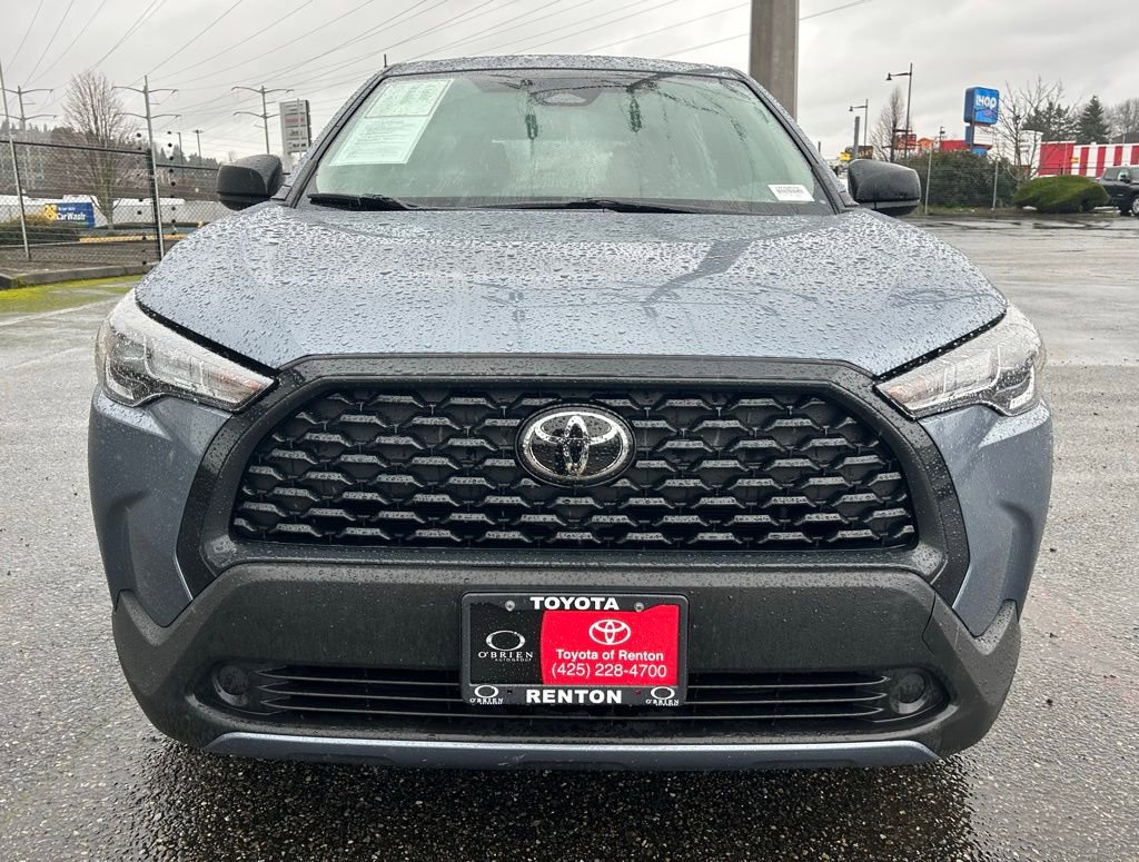 Certified 2023 Toyota Corolla Cross L image 6