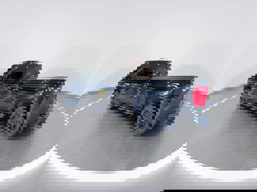 Used 2017 Chevrolet Silverado 1500 LTZ Z71 w/ LTZ Plus Package image 6