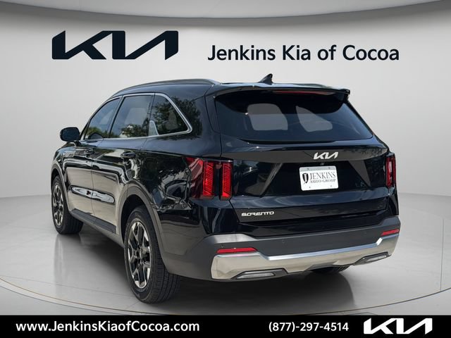 Certified 2026 Kia Sorento S w/ S Panoramic Sunroof Package FWD image 7