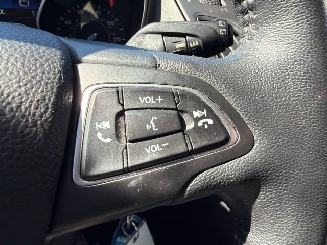 Used 2017 Ford Focus SE w/ Cold Weather Package FWD image 34