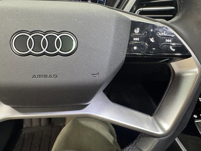 Used 2023 Audi Q4 e-tron Prestige AWD/4WD image 23