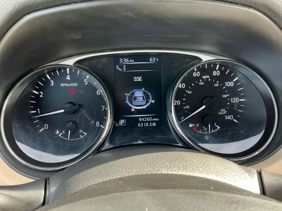Used 2016 Nissan Rogue SL w/ SL Premium Package AWD/4WD image 14