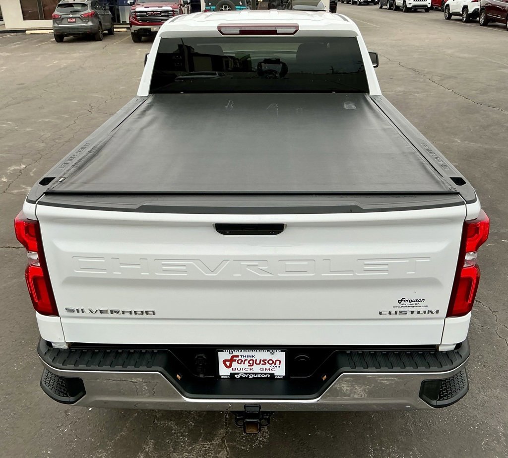 Used 2021 Chevrolet Silverado 1500 Custom w/ Safety Confidence Package image 18