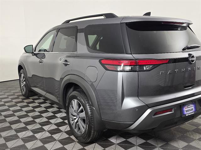 New 2026 Nissan Pathfinder SL AWD/4WD image 6