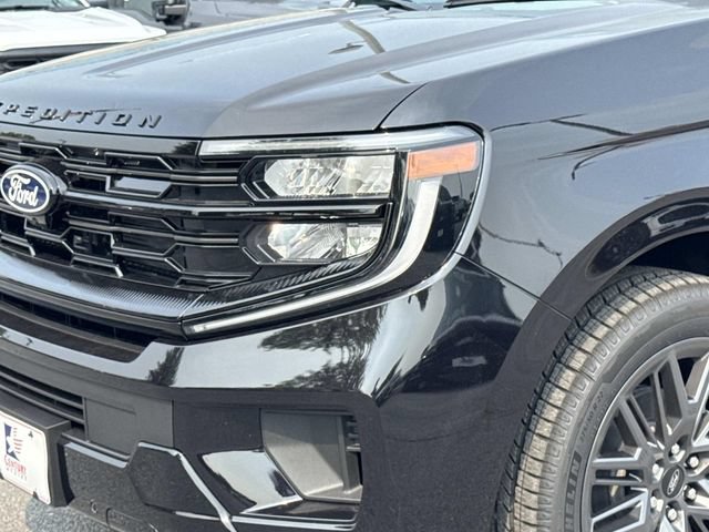 New 2027 Ford Expedition Platinum w/ Stealth Appearance Package AWD/4WD image 7