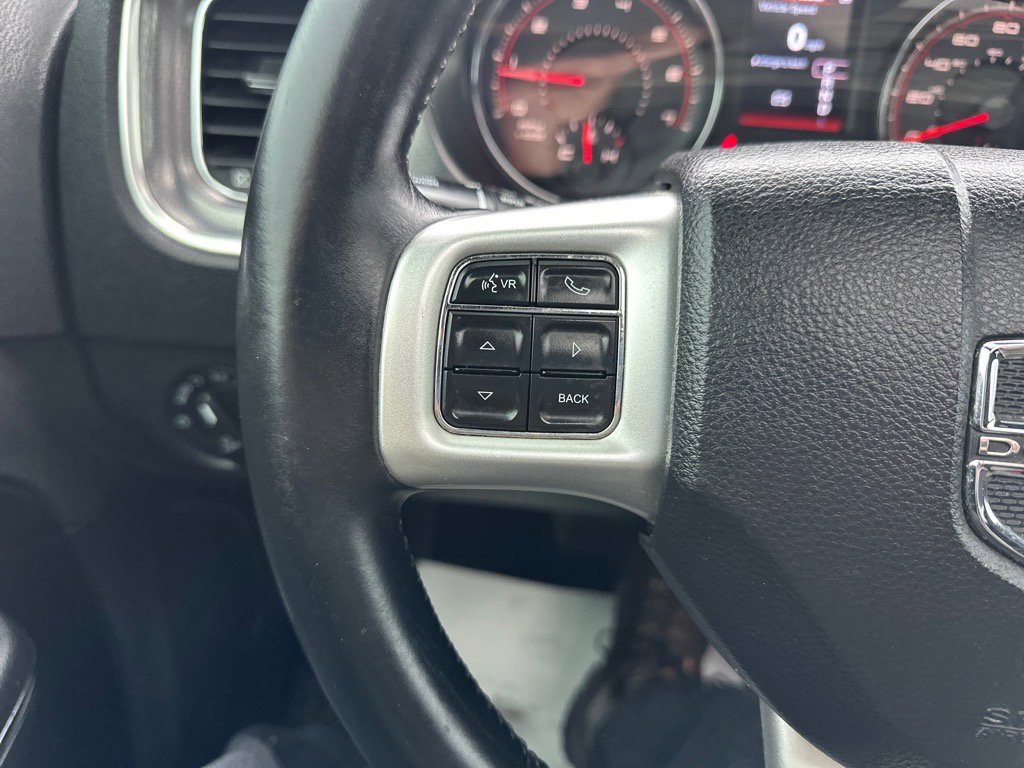 Used 2014 Dodge Charger SXT RWD image 17