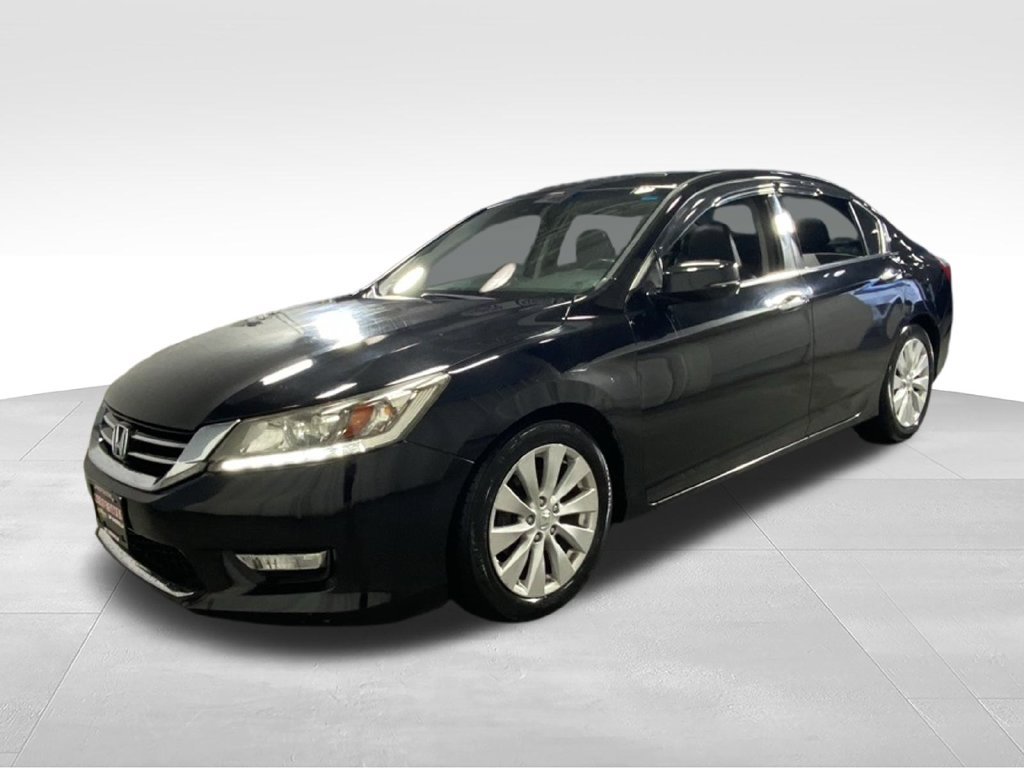Used 2015 Honda Accord Touring image 4