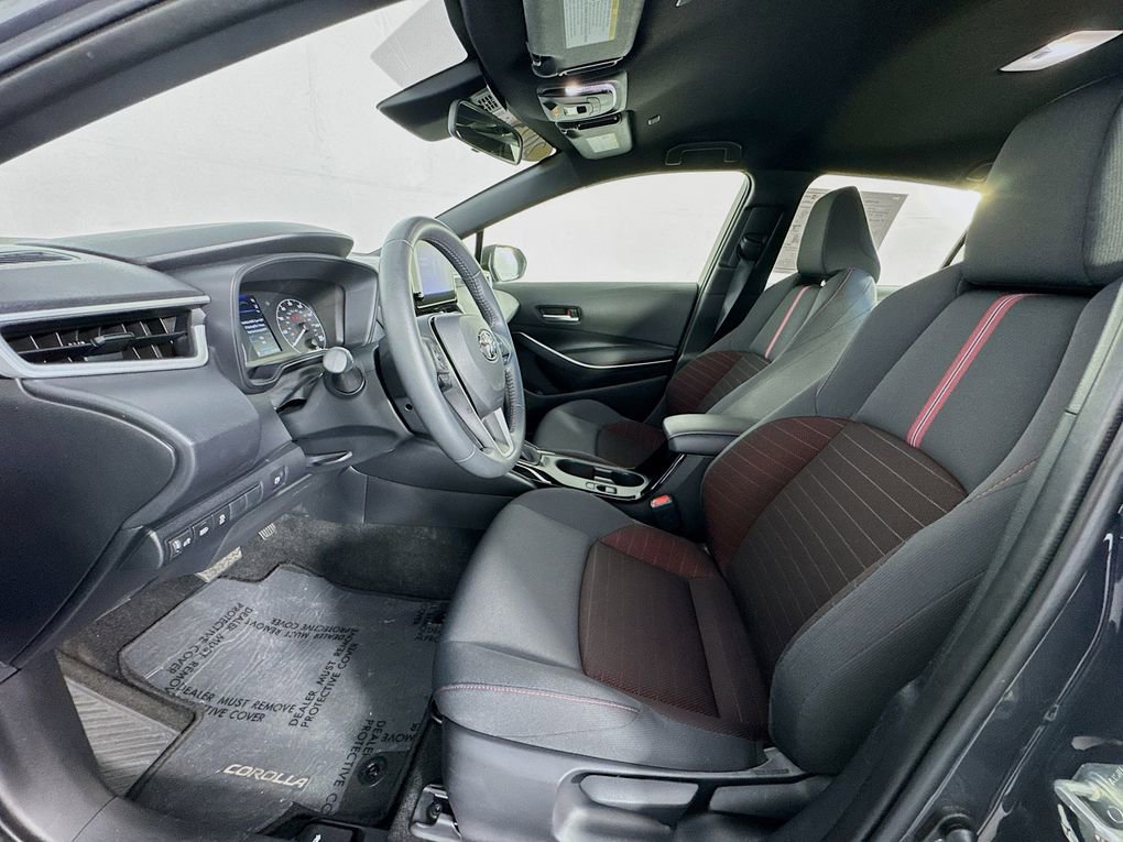 Used 2025 Toyota Corolla SE image 15