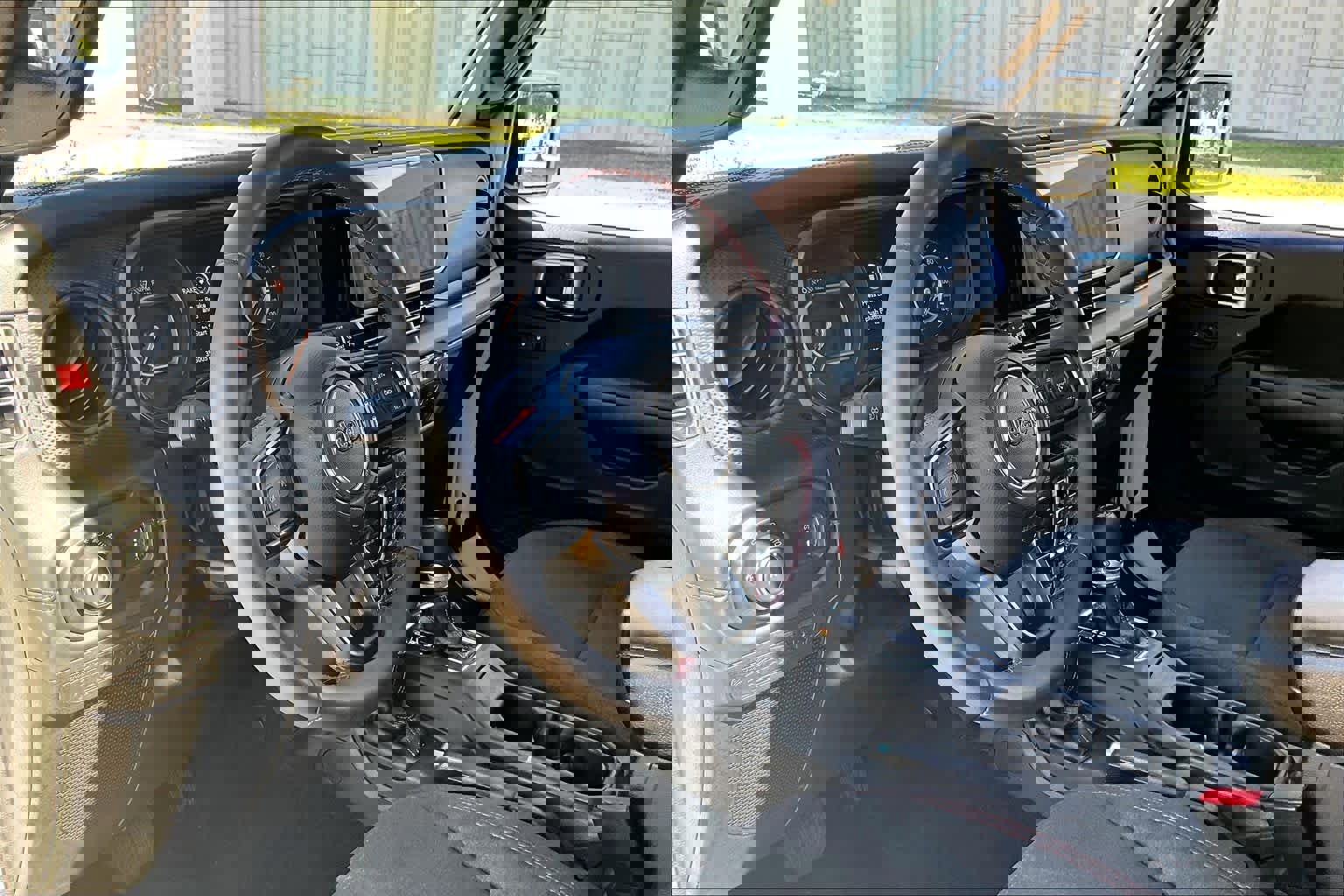 Used 2024 Jeep Wrangler Unlimited Rubicon image 15