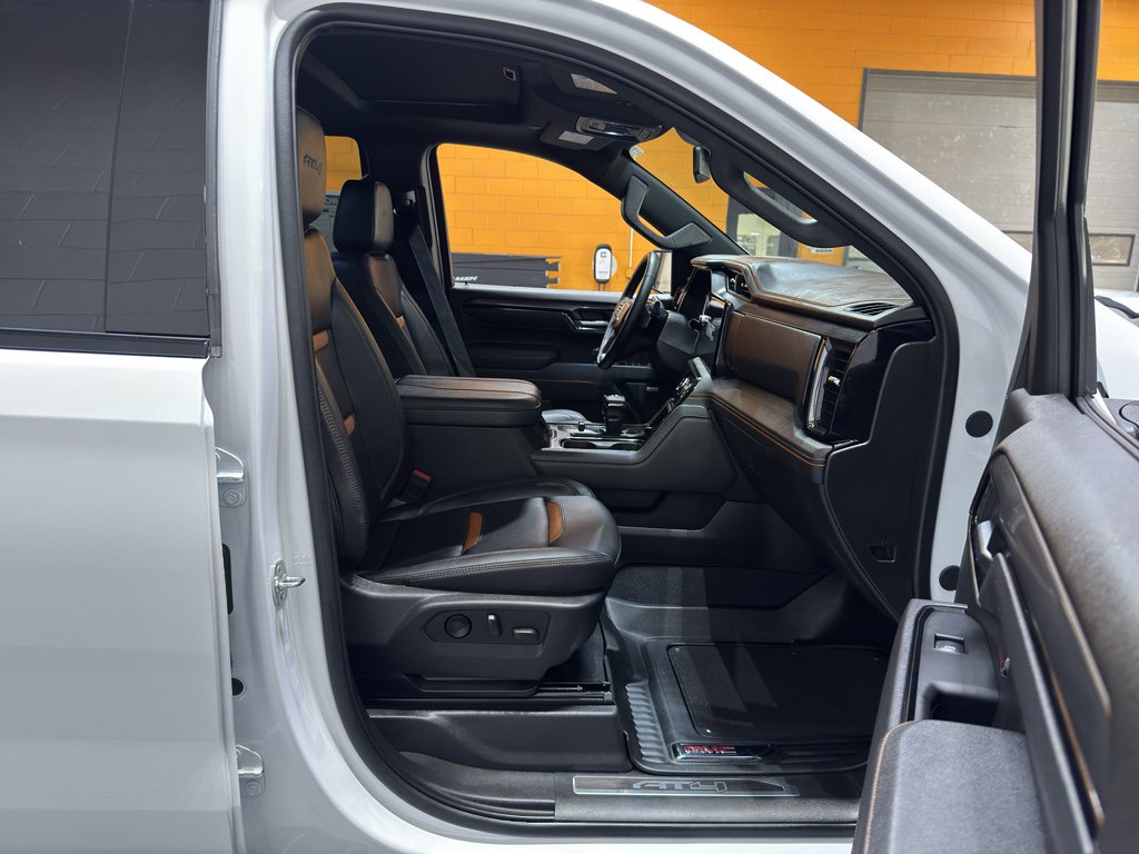 Used 2025 GMC Sierra 1500 AT4 w/ AT4 Premium Package image 21