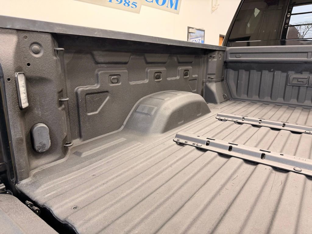 Used 2020 GMC Sierra 2500 SLE image 8