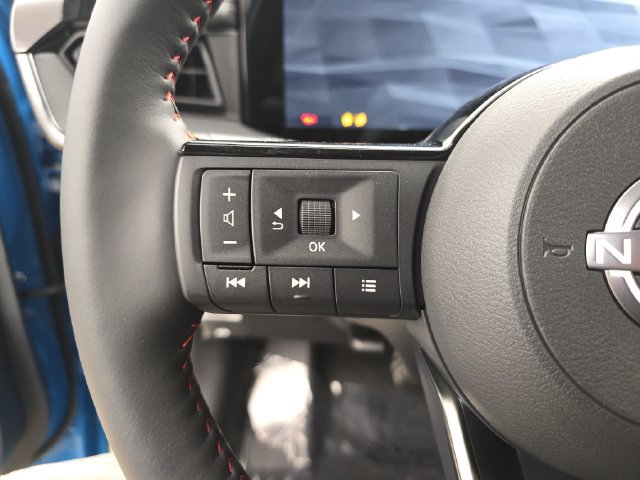 New 2027 Nissan Kicks SR w/ SR Premium Package FWD image 25