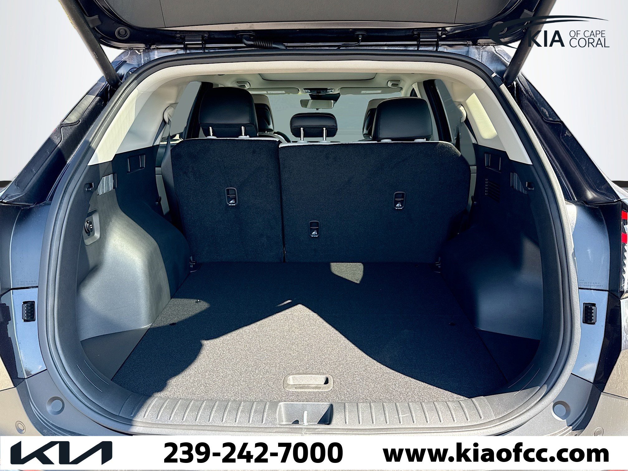 New 2026 Kia Sportage EX w/ EX Panorama Roof Package image 12