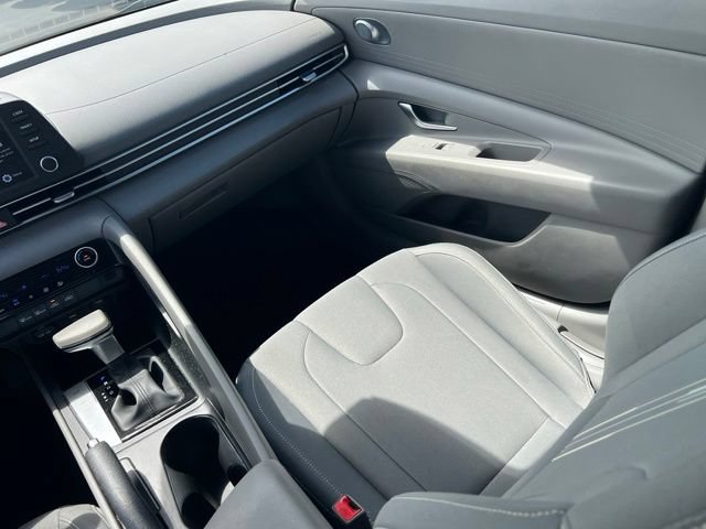 Used 2021 Hyundai Elantra SEL w/ Cargo Package FWD image 13