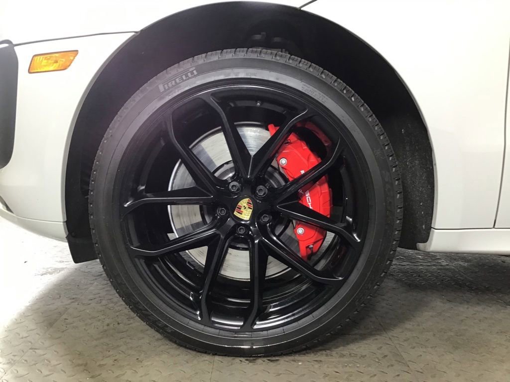 Certified 2023 Porsche Macan GTS w/ Sport Chrono Package AWD/4WD image 11