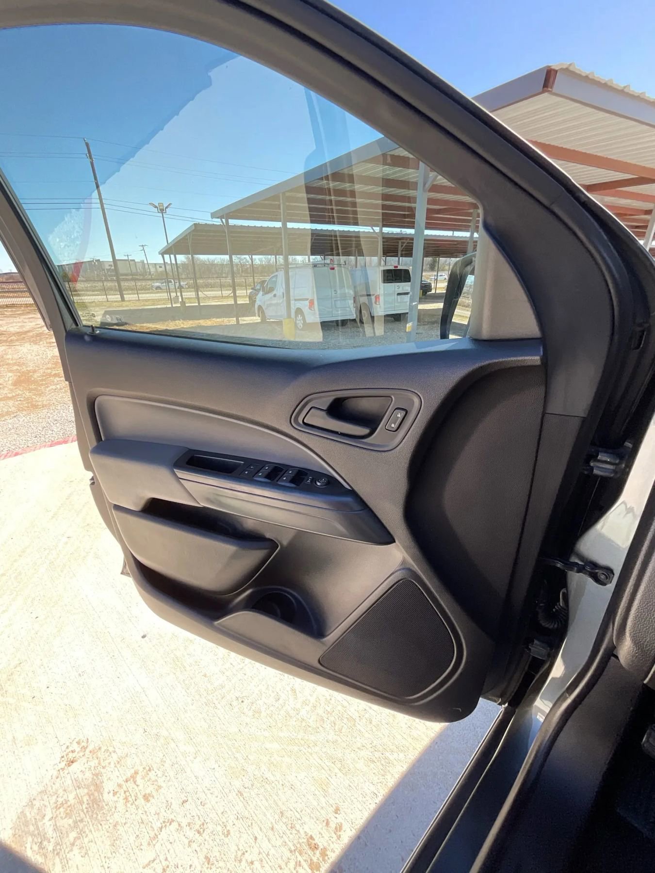 Used 2017 Chevrolet Colorado W/T w/ WT Convenience Package image 32
