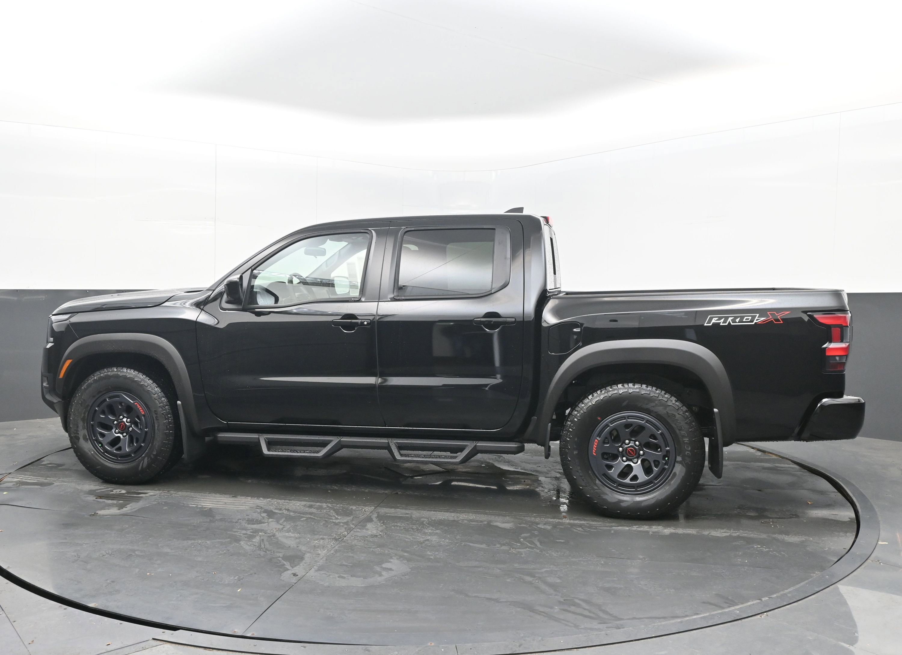 New 2026 Nissan Frontier Pro-X w/ Pro-X Convenience Package image 5