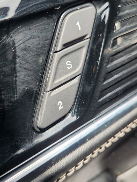 Used 2023 Jeep Wagoneer Series II AWD/4WD image 38