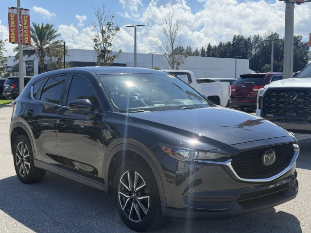 Used 2018 MAZDA CX-5 Touring w/ Preferred Equipment Package FWD image 2