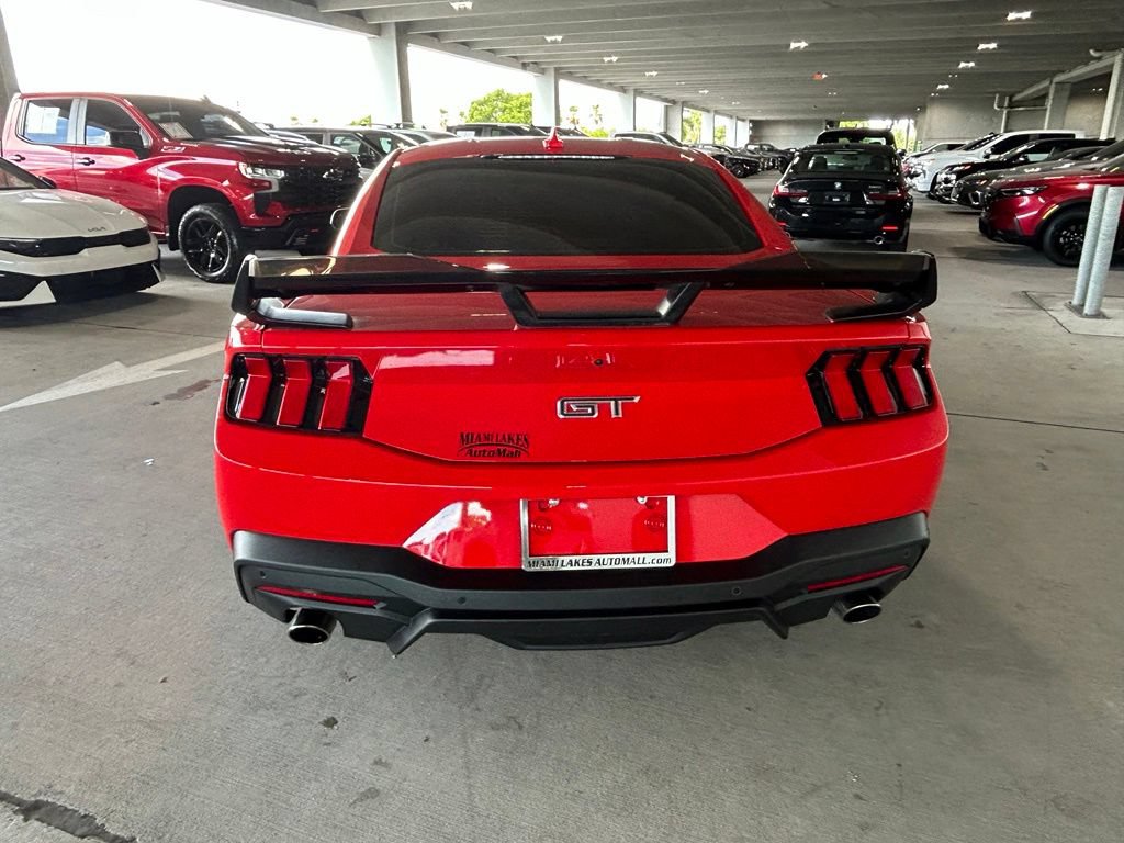 Used 2025 Ford Mustang GT RWD image 3