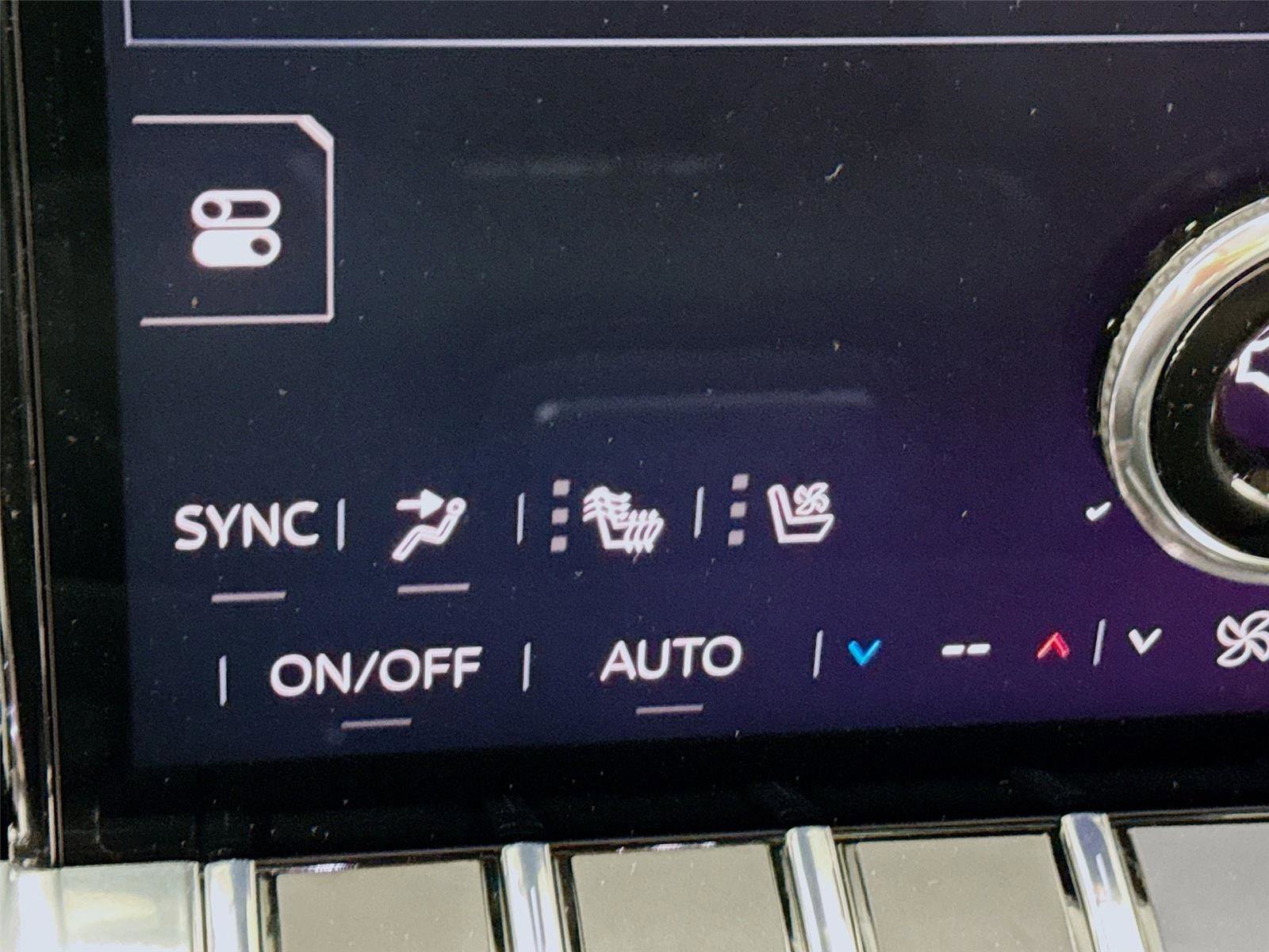 New 2026 GMC Yukon XL Denali w/ Sun & Power Step Package AWD/4WD image 16