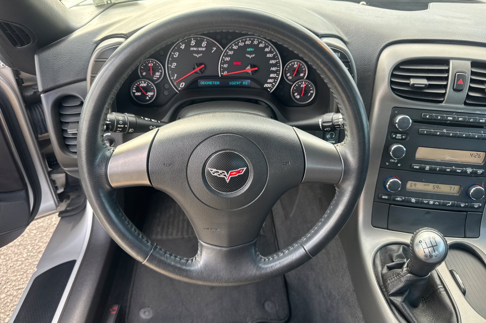 Used 2007 Chevrolet Corvette Coupe RWD image 17