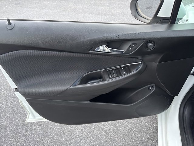 Used 2017 Chevrolet Cruze LS image 14