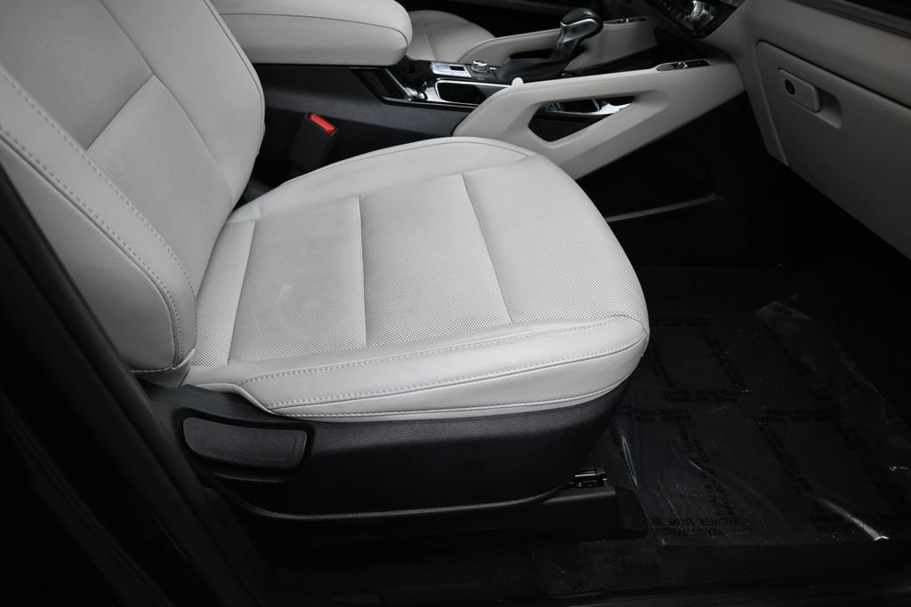 Used 2025 Kia Telluride S FWD image 45