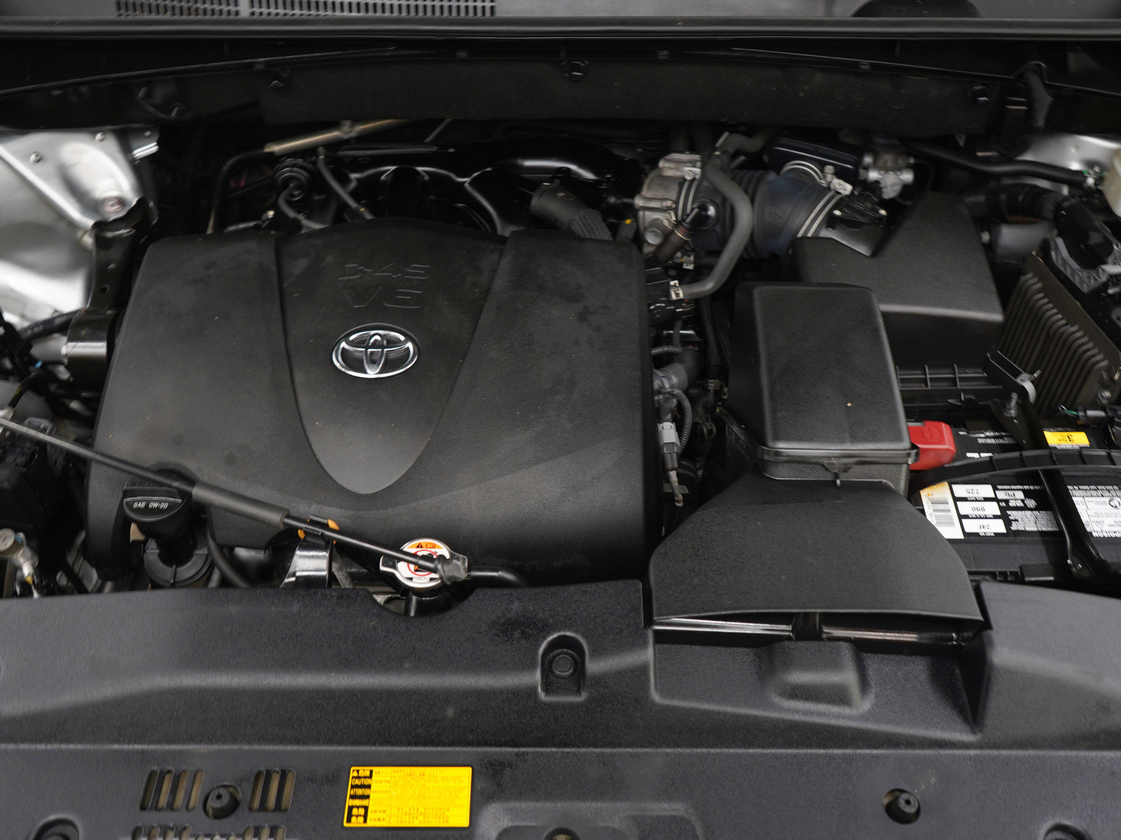 Used 2019 Toyota Highlander XLE AWD/4WD image 35