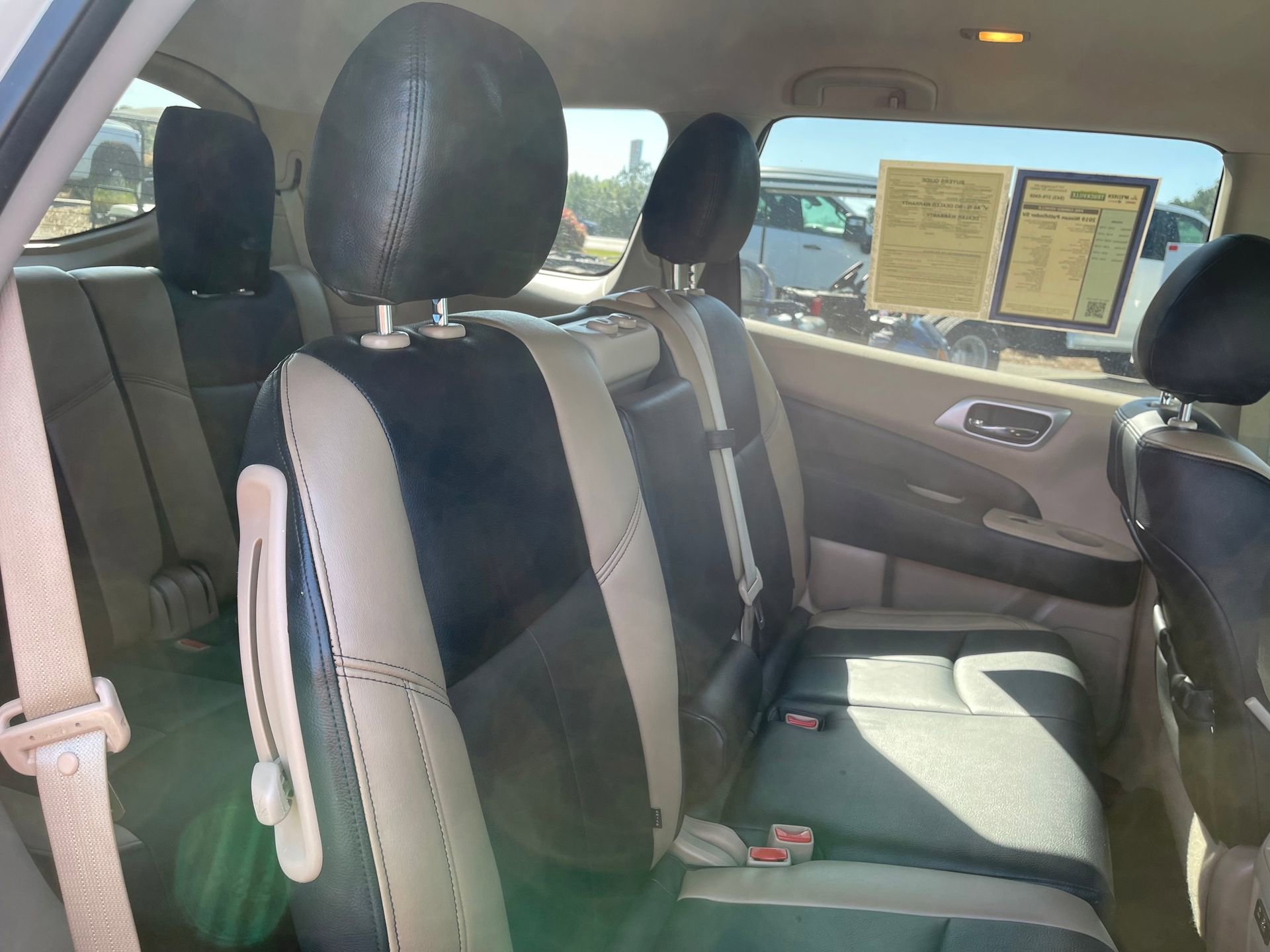 Used 2019 Nissan Pathfinder SV image 25