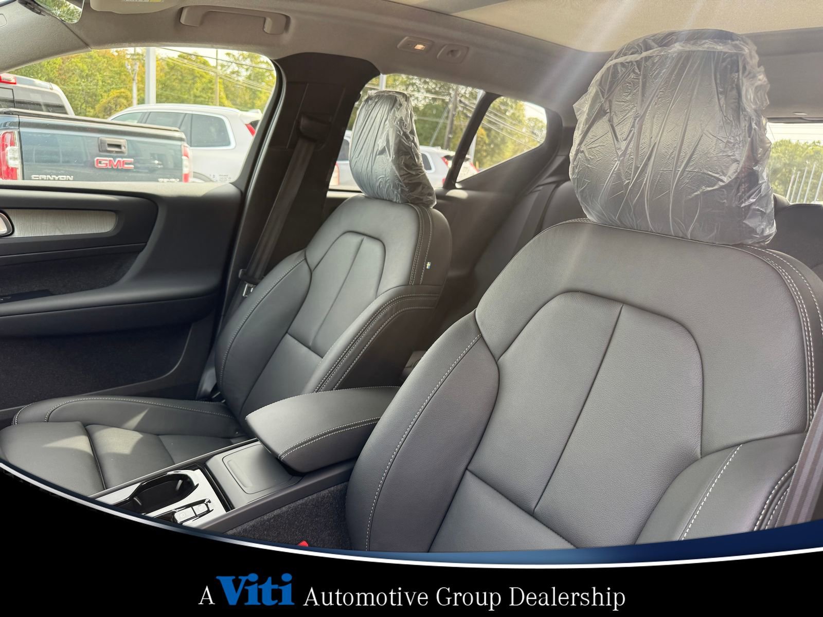 Used 2026 Volvo XC40 B5 Plus w/ Protection Package Premier image 13