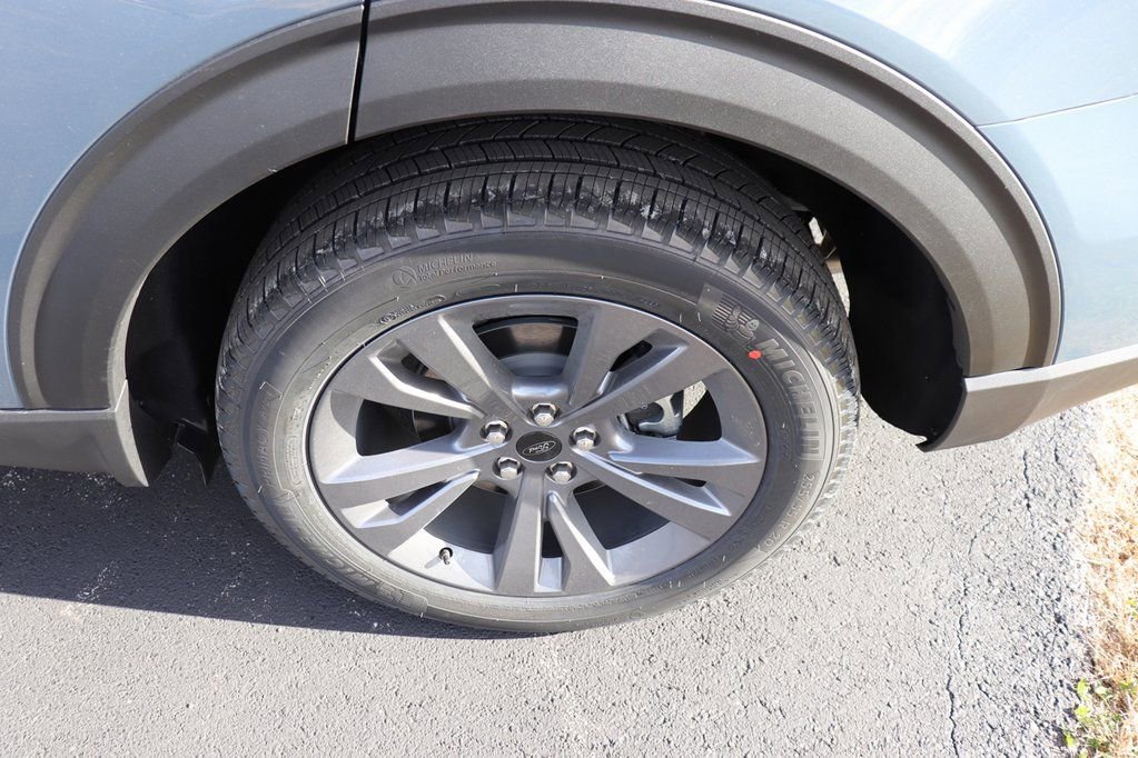 New 2026 Ford Explorer Active w/ Active Comfort Package image 6