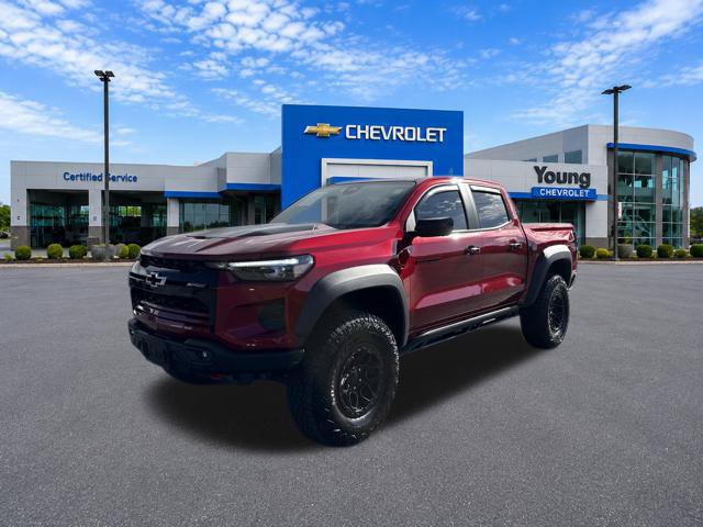 Used 2024 Chevrolet Colorado ZR2 w/ ZR2 Bison Edition AWD/4WD image 3